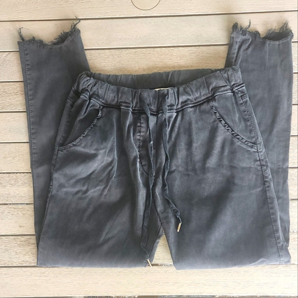 Malibu Road | Distressed Black Drawstring Pants | SZ M